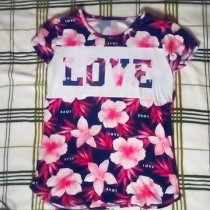 No boundaries Large T-shirt